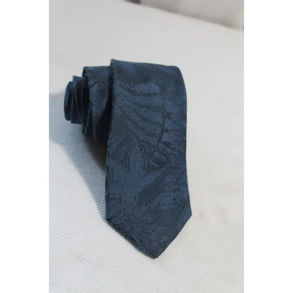 80s BUGLE BOY Hipster Skinny Boys Necktie, Blue Jacquard, 2.75 X 53